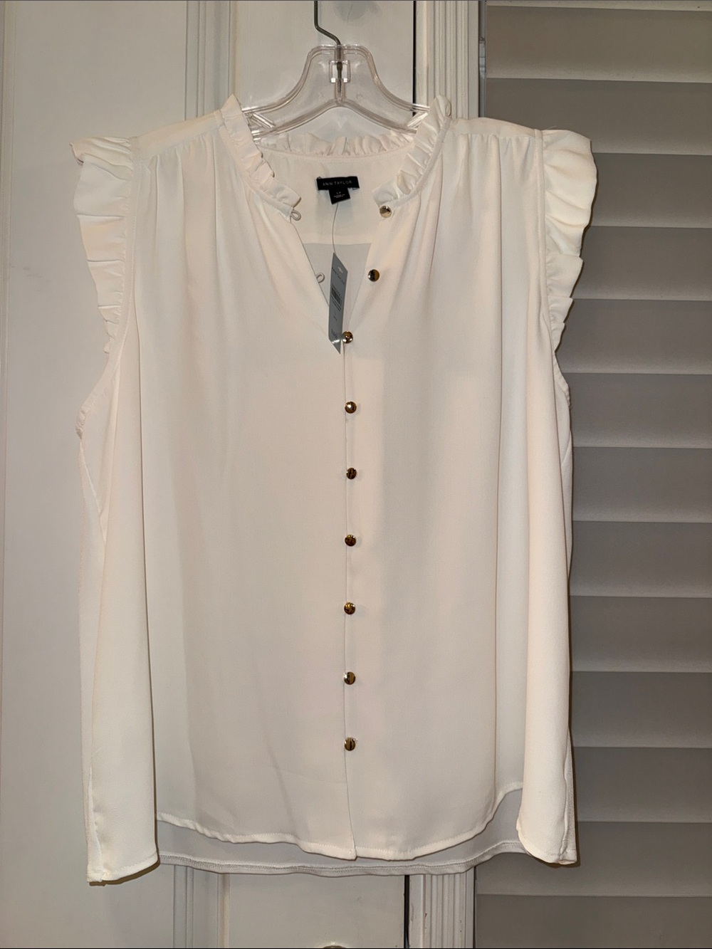 Ann Taylor NWT White Ruffle Sleeve Button-Front Blouse